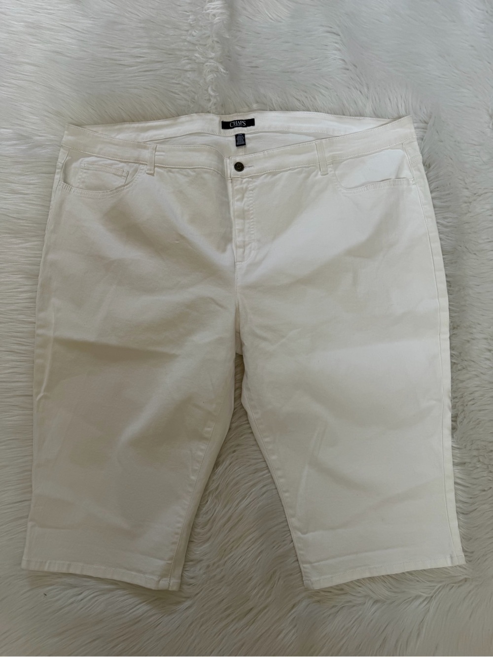 CHAPS White Denim Capri Jeans 24W